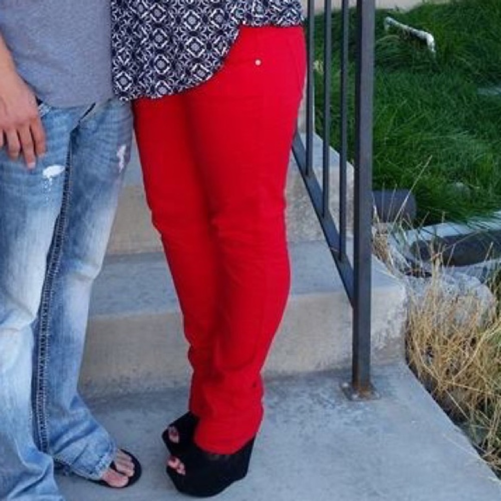 Red skinny jeans